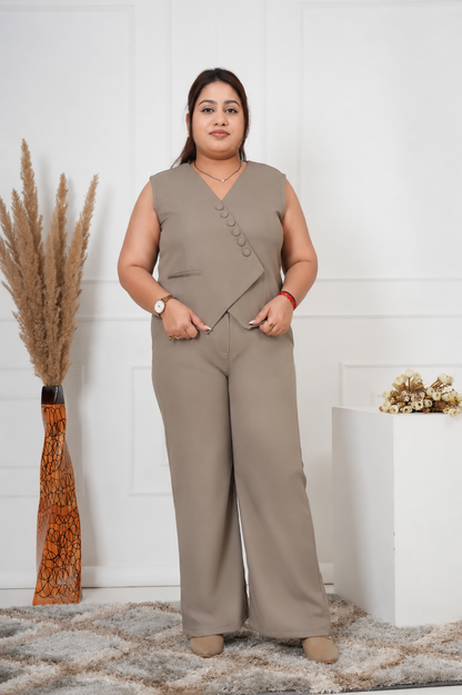 Mocha Power Co-Ord Set – Sleeveless Blazer & Wide-Leg Pants (Plus Size)