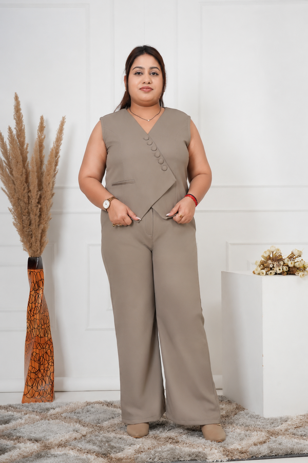 Mocha Power Co-Ord Set – Sleeveless Blazer & Wide-Leg Pants (Plus Size)