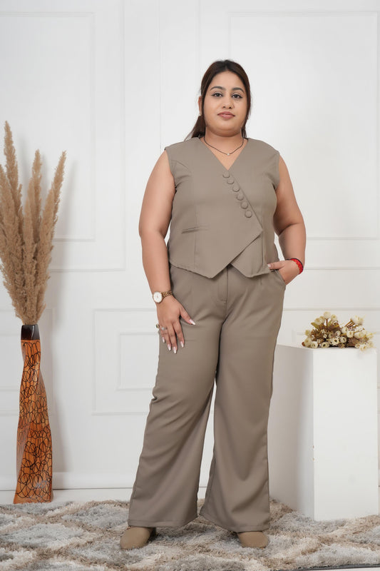 Mocha Power Co-ord Set – Sleeveless Blazer & Wide-Leg Pants (Plus Size)
