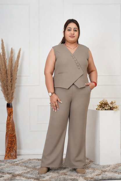 Mocha Power Co-Ord Set – Sleeveless Blazer & Wide-Leg Pants (Plus Size)