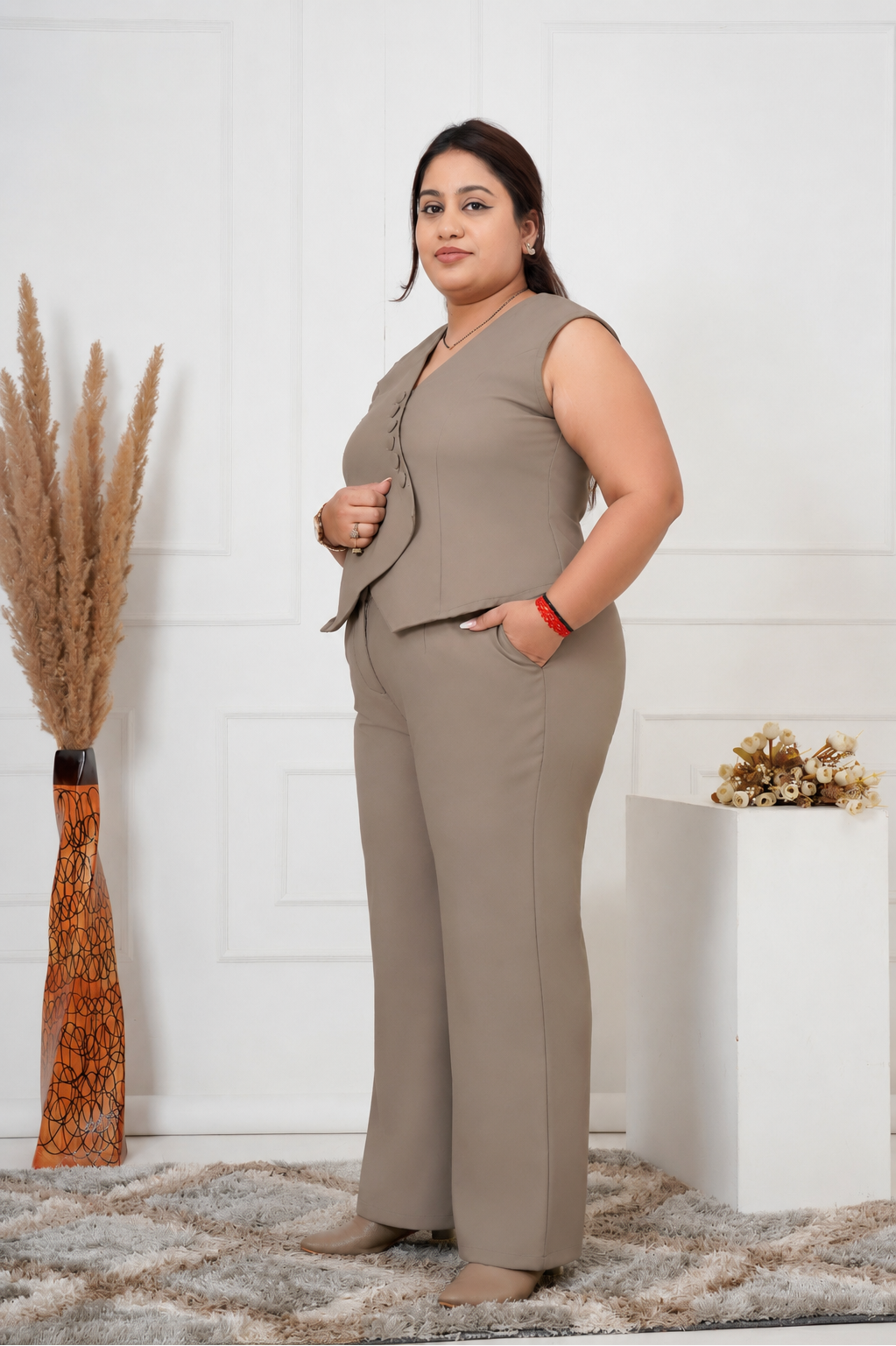 Mocha Power Co-Ord Set – Sleeveless Blazer & Wide-Leg Pants (Plus Size)